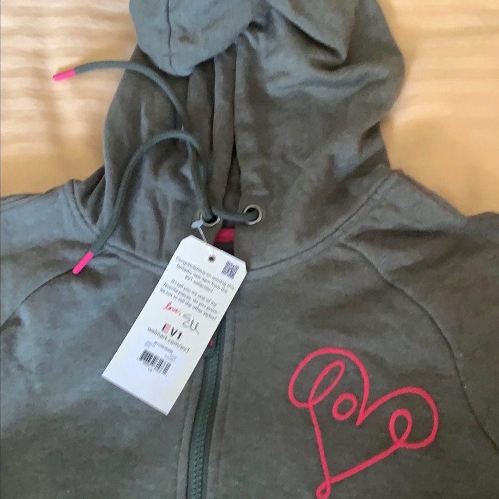 Sweat shirt